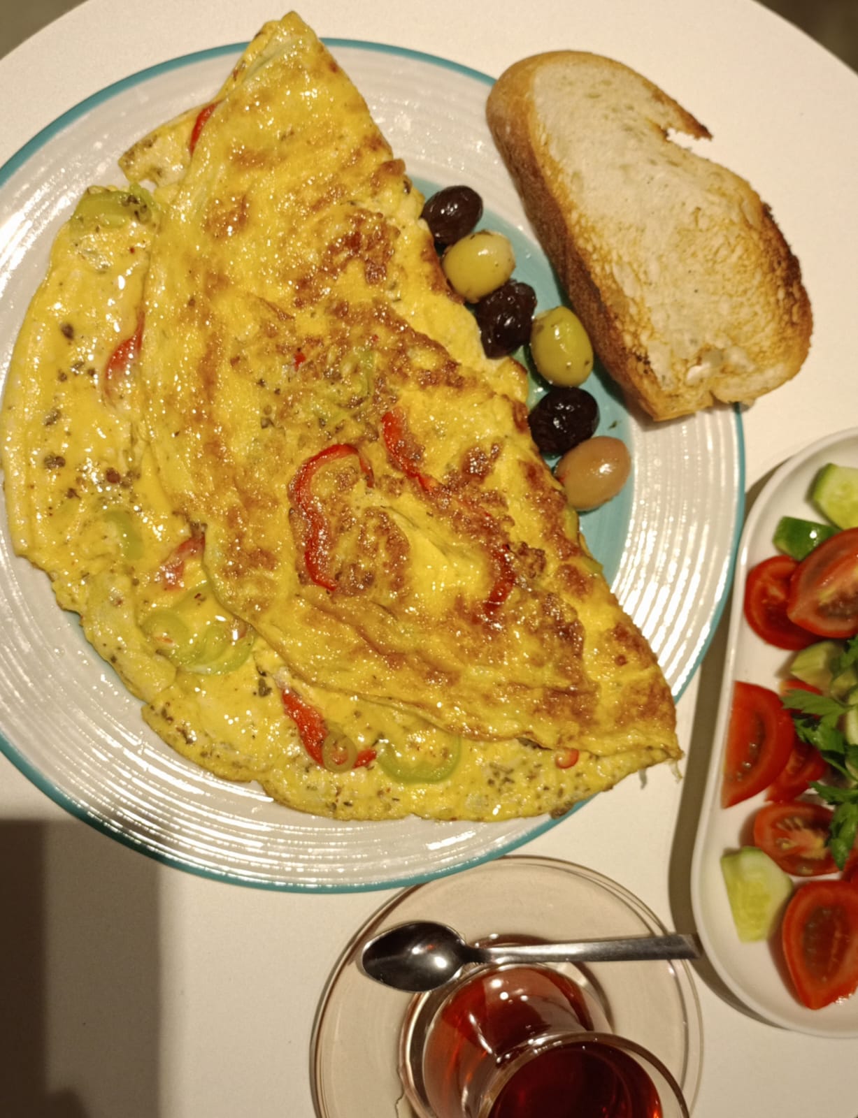 Omlet Sucuklu